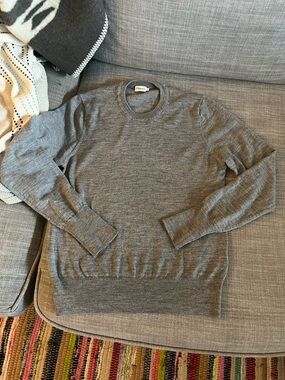 Filippa K soft wool crew neck sweater size S small